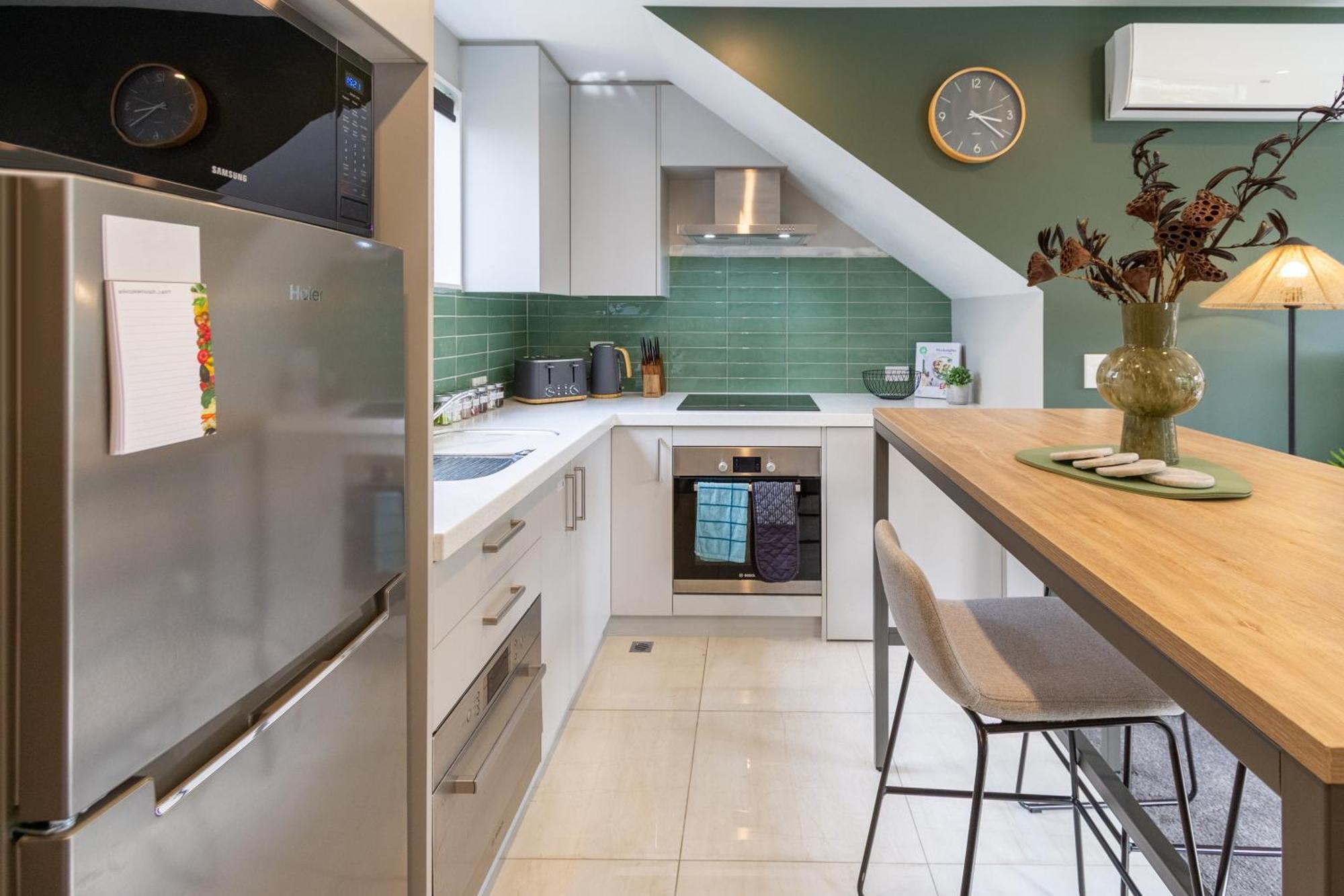 Latimer Square Luxe: 1Br W/ Sofa Bed Κράισττσερτς Εξωτερικό φωτογραφία