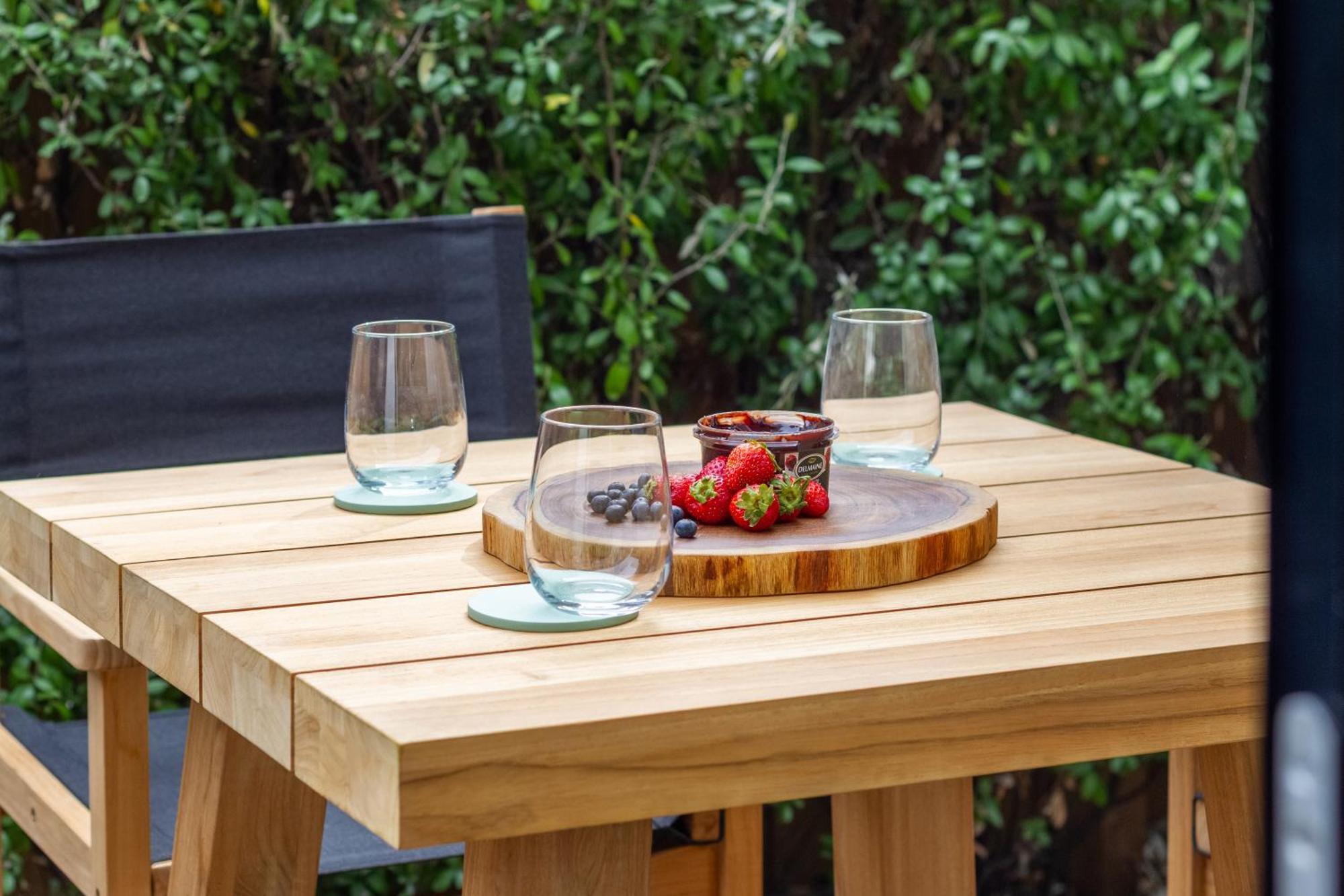Latimer Square Luxe: 1Br W/ Sofa Bed Κράισττσερτς Εξωτερικό φωτογραφία